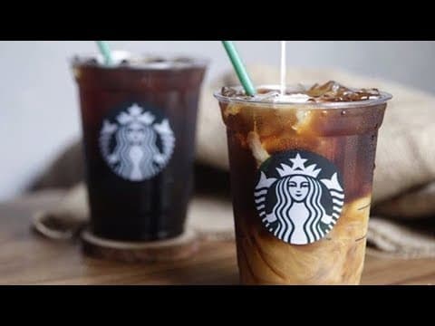 人氣更勝經典黑咖啡！？星巴克冷萃咖啡的秘密！(The Untold Truth Of Starbucks Cold Brew)
