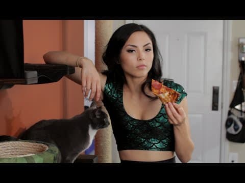 【Anna Akana】為什麼女生該勇敢追愛 (Why Girls Should Ask Guys Out)