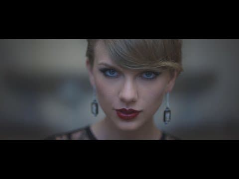 星期天一起唱Taylor Swift的歌
